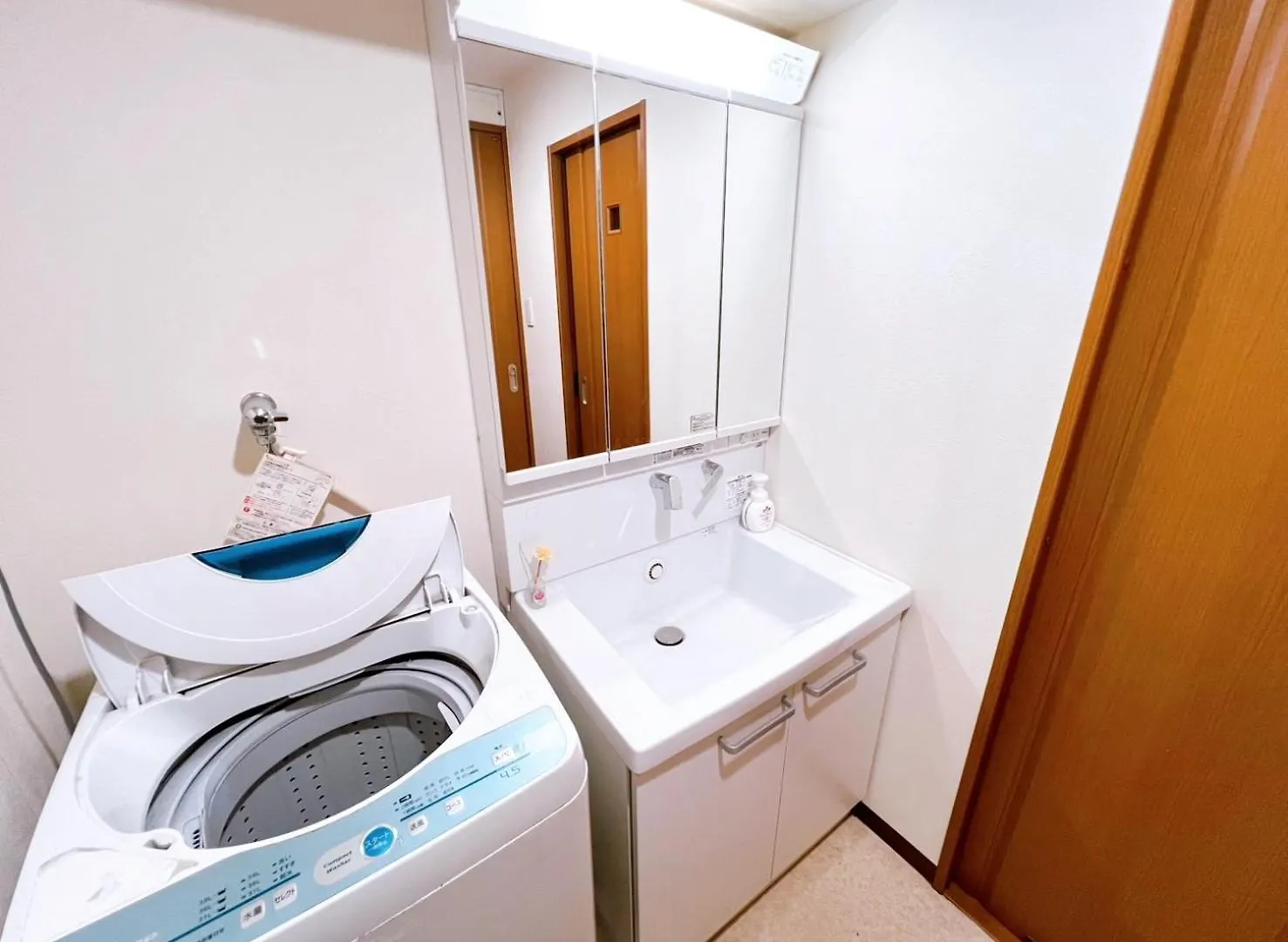 ブラウンヴェセル Apartment Tokyo